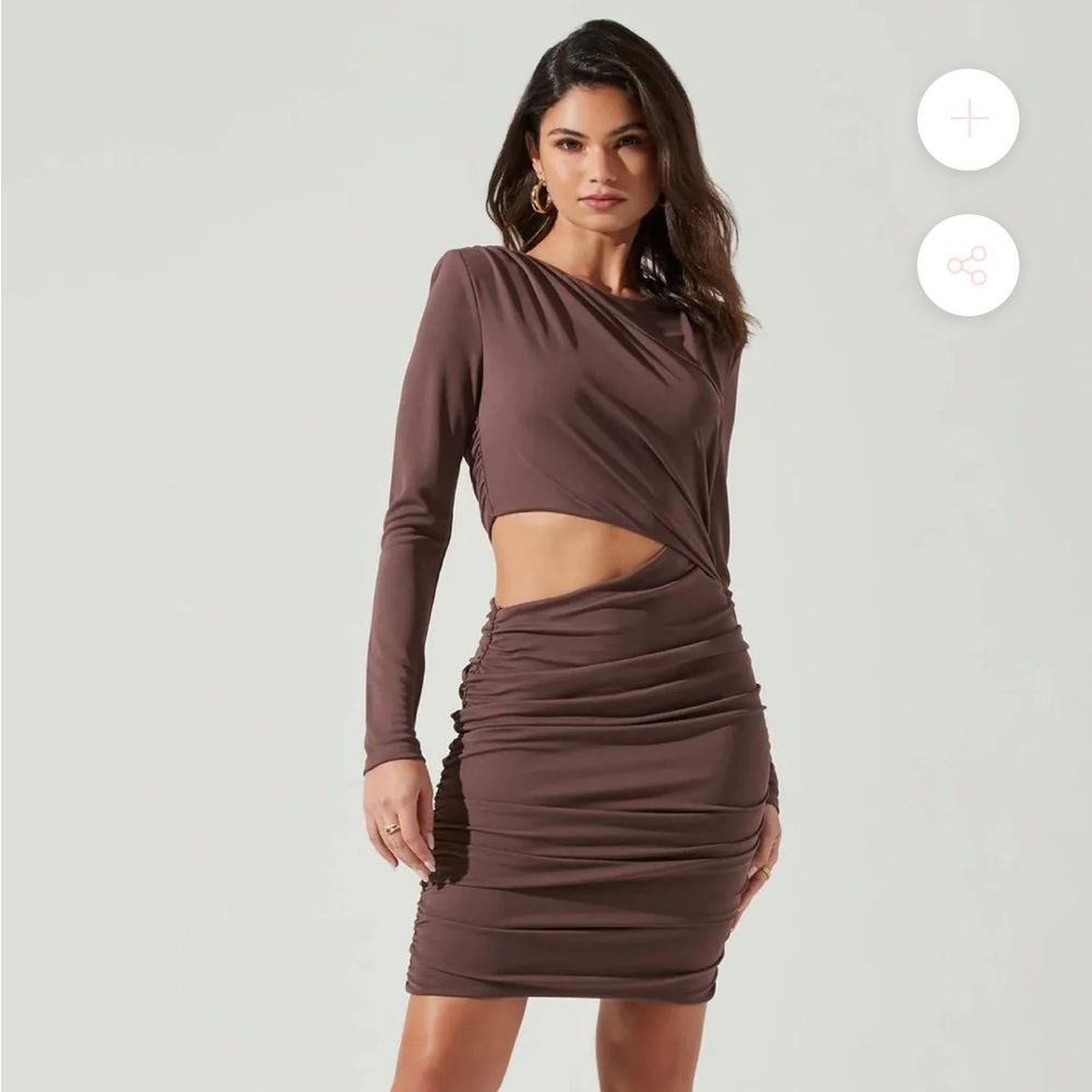 Beautiful Astr the label Cairo cut out dress in mocha size medium!!